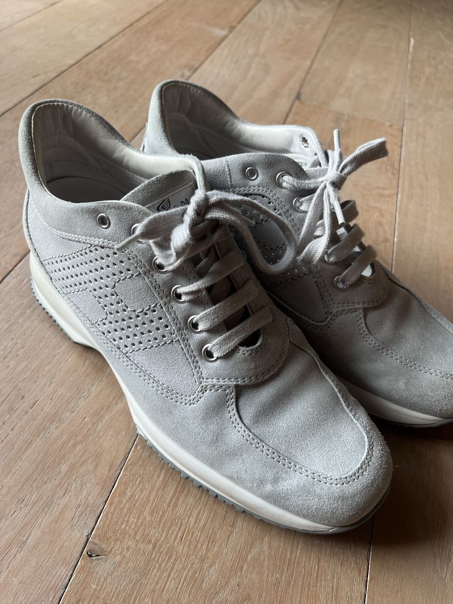 Hogan Scarpe da donna: Hogan Sneaker Hellgrau/blau Gr. 39 – Usato da Zürich venduto da ghome