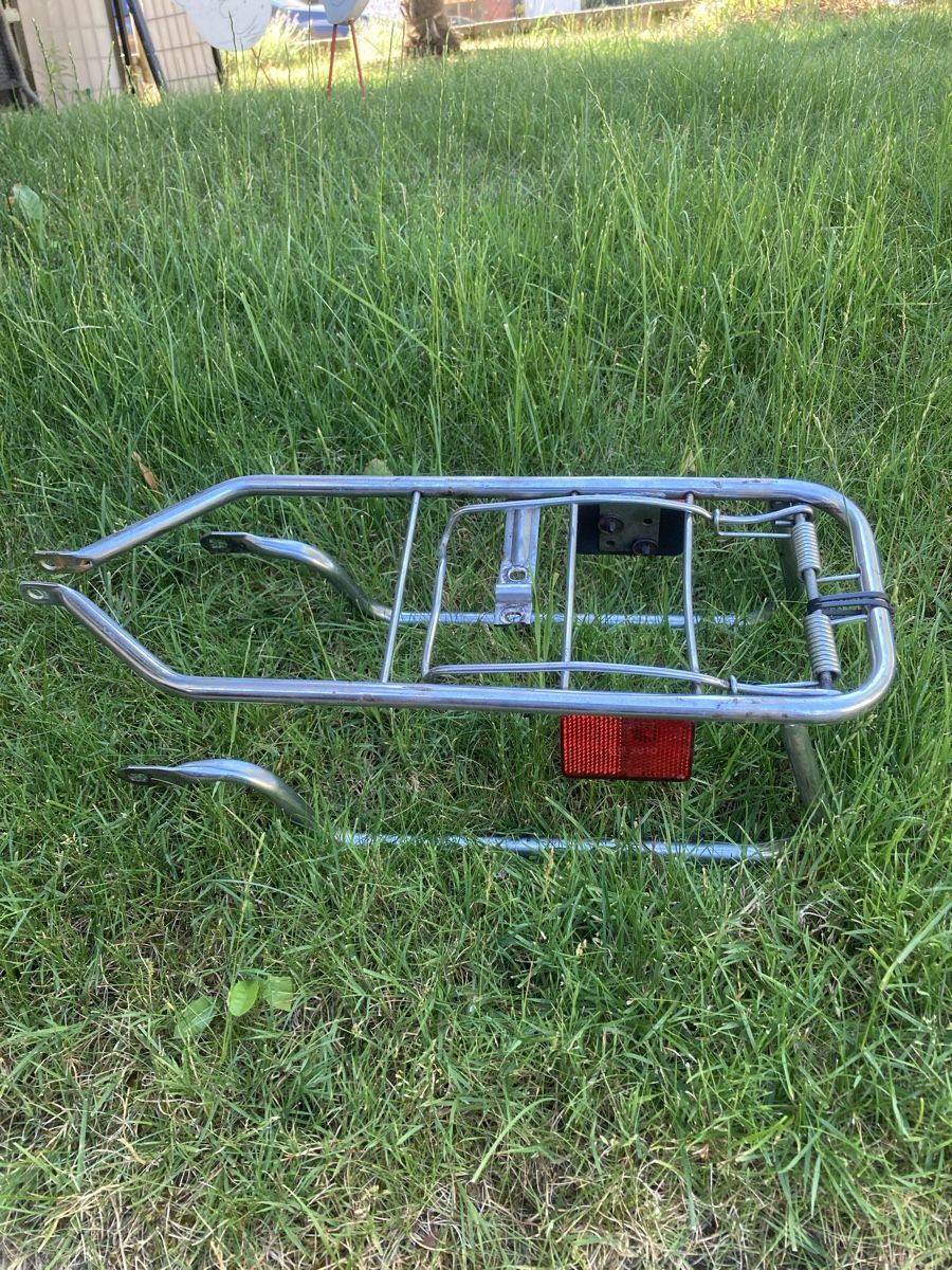 Puch Parti ricambio per ciclomotori: Gepäckträger Puch Maxi  – Difettoso da Utzenstorf venduto da solomi 2