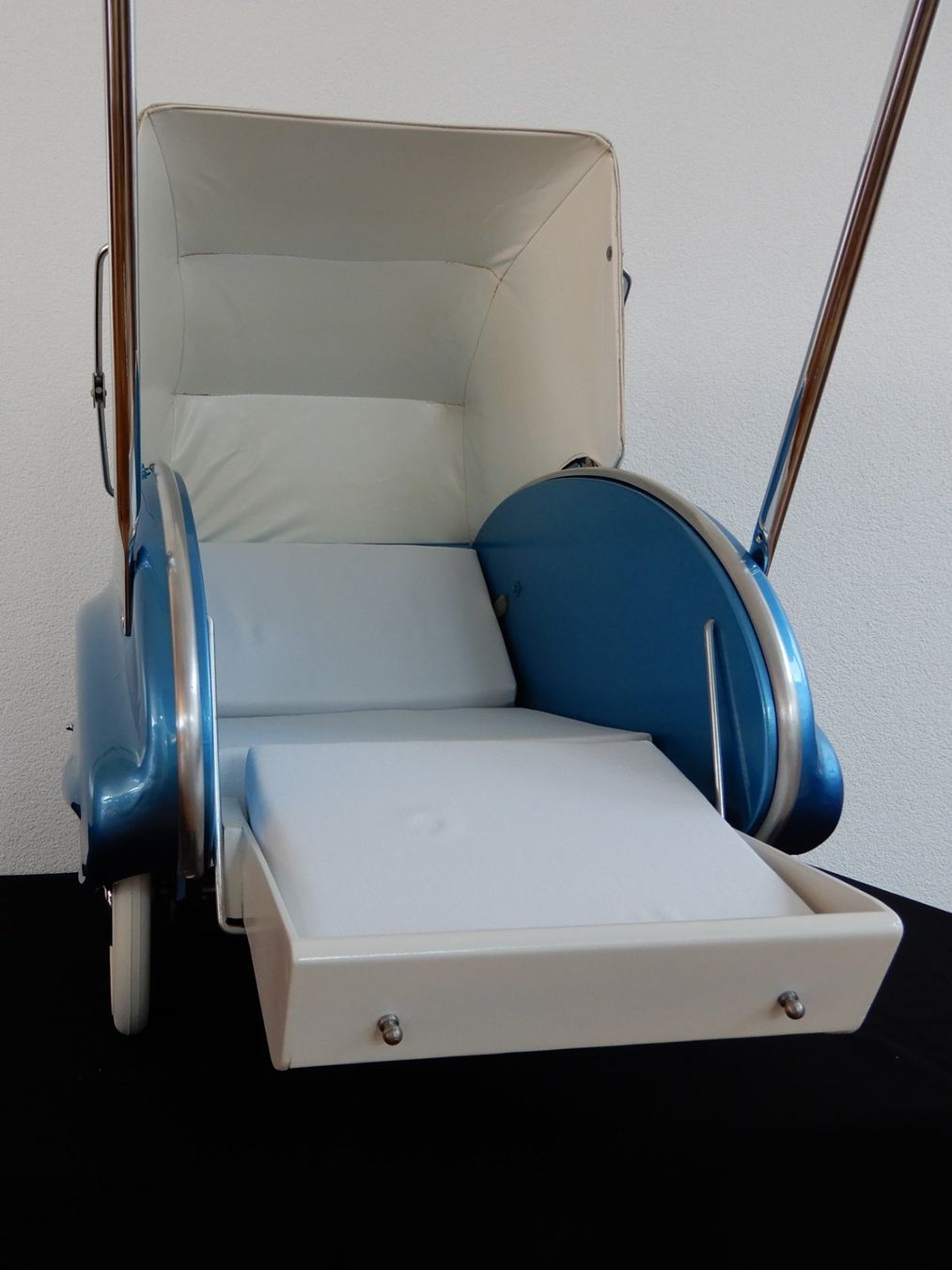 Erika Puppenwagen: Vintage - Puppenwagen "ERIKA" – Gebraucht aus St. Gallen von Dachs330 3