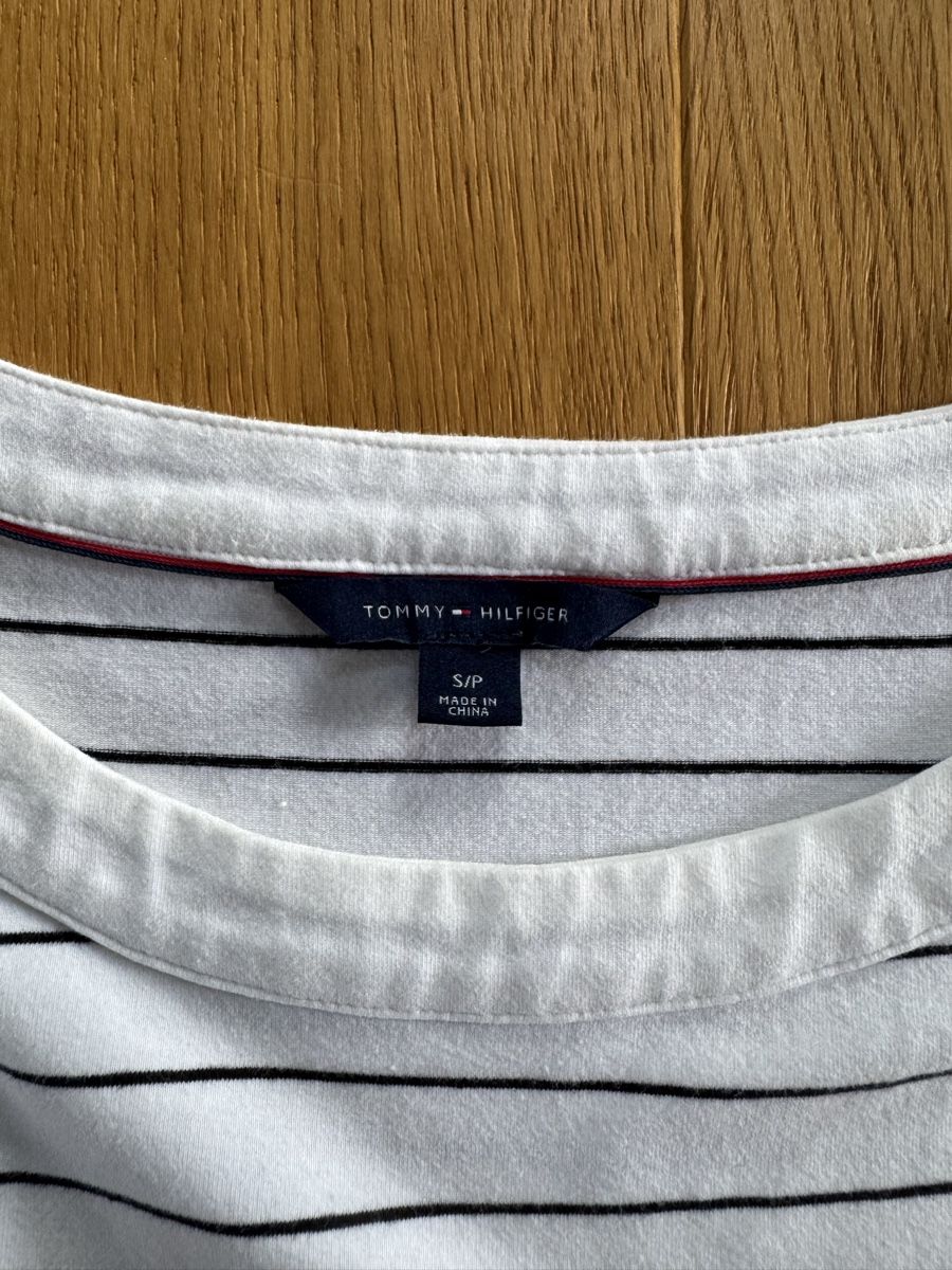 Tommy Hilfiger Robes: Baumwollkleid von Tommy Hilfiger mit Bindegürtel – D'occasion à Luzern par wet_7bm6 2