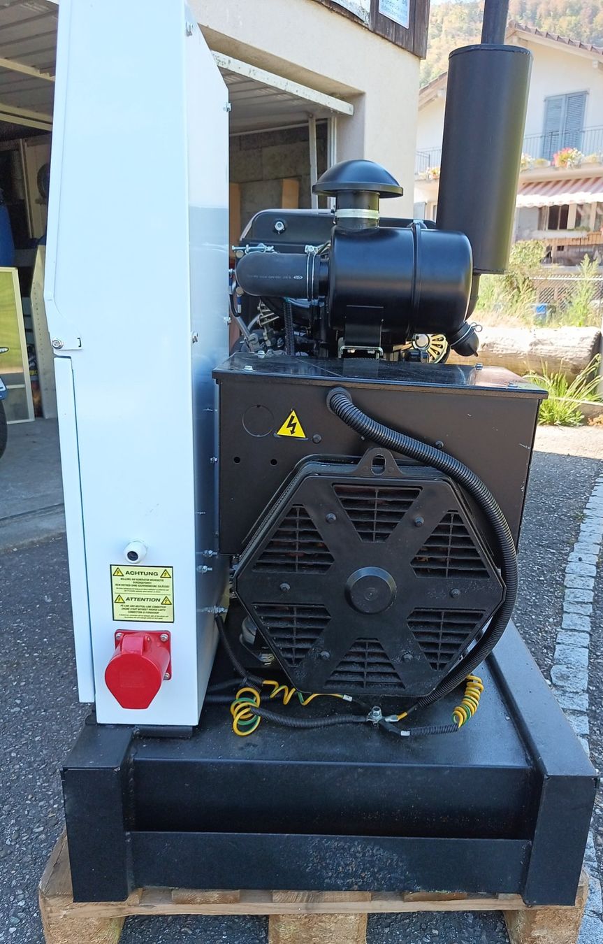 Stromgeneratoren: Notstrom Dieselgenerator  15kW – Gebraucht aus Herbetswil von Peter621 2