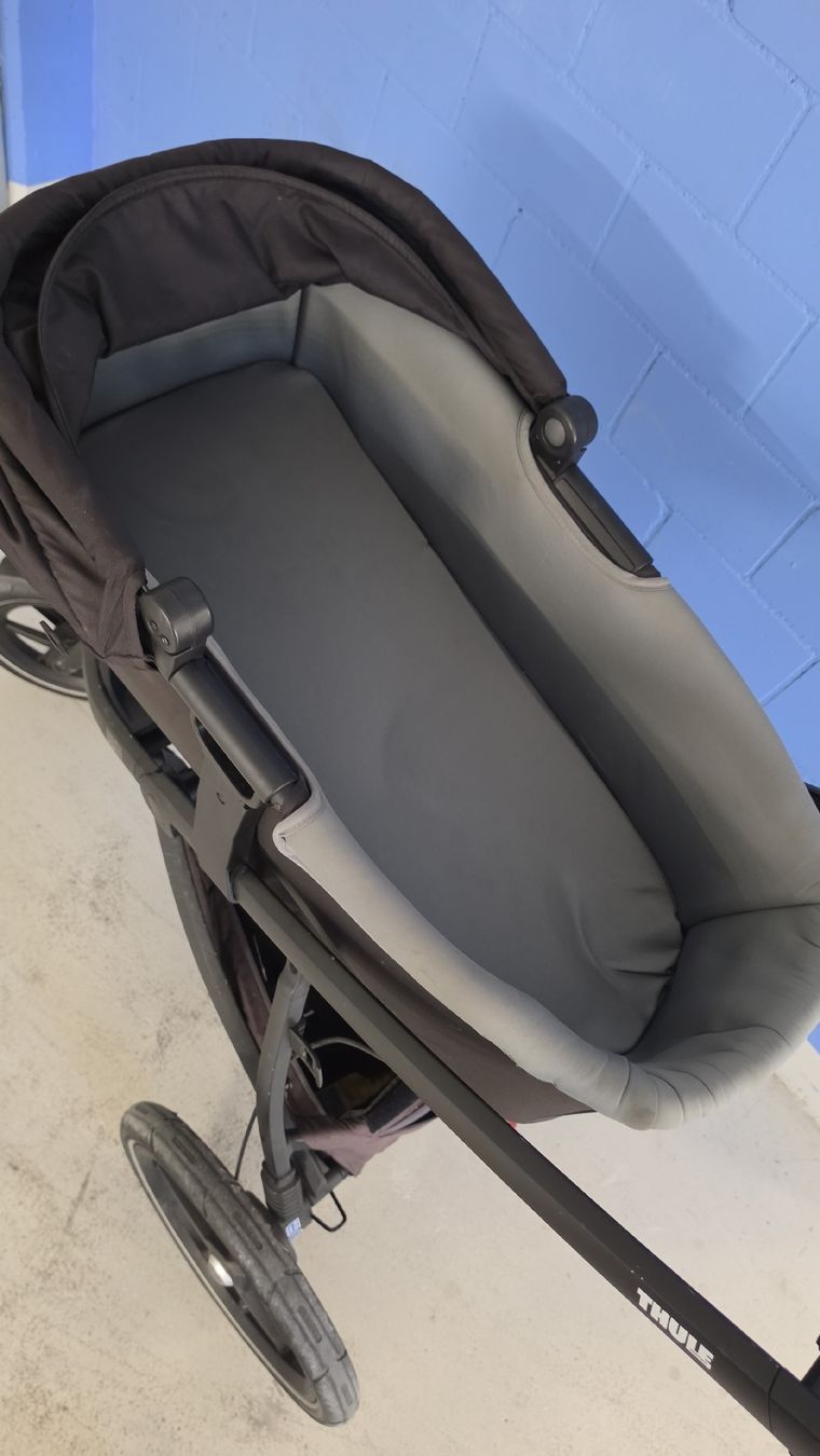 Thule Poussette: Thule Kinderwagen Urban Glide 2 – D'occasion à Glattbrugg par F_J 2