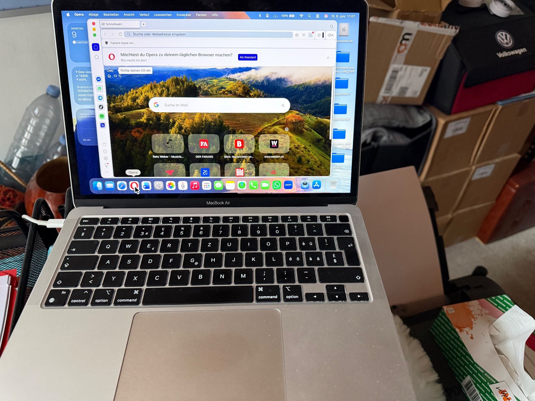 Apple Notebook: MAC BOOK AIR 2020 – Usato da Biel/Bienne venduto da retomario02