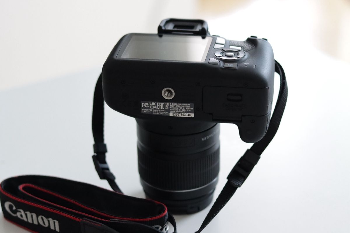 Canon Kamera: Canon EOS 2000D + 2 Objektive + Zubehör mit Restgarantie! – Neu (gemäss Beschreibung) aus St. Gallen von Geng_01 7