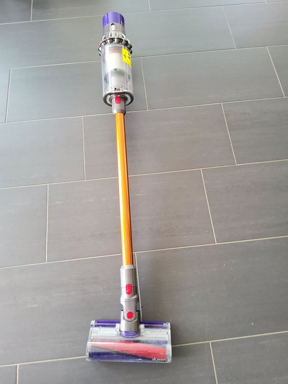 Dyson V10 | Kaufen auf Ricardo