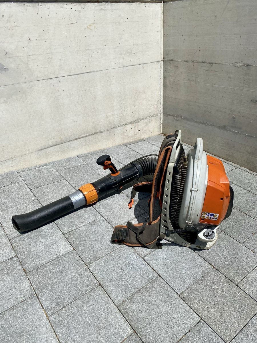 Stihl Aspirateurs & souffleurs à feuilles: Stihl BR800C Laubbläser – D'occasion à Seeberg par schwarz86 1
