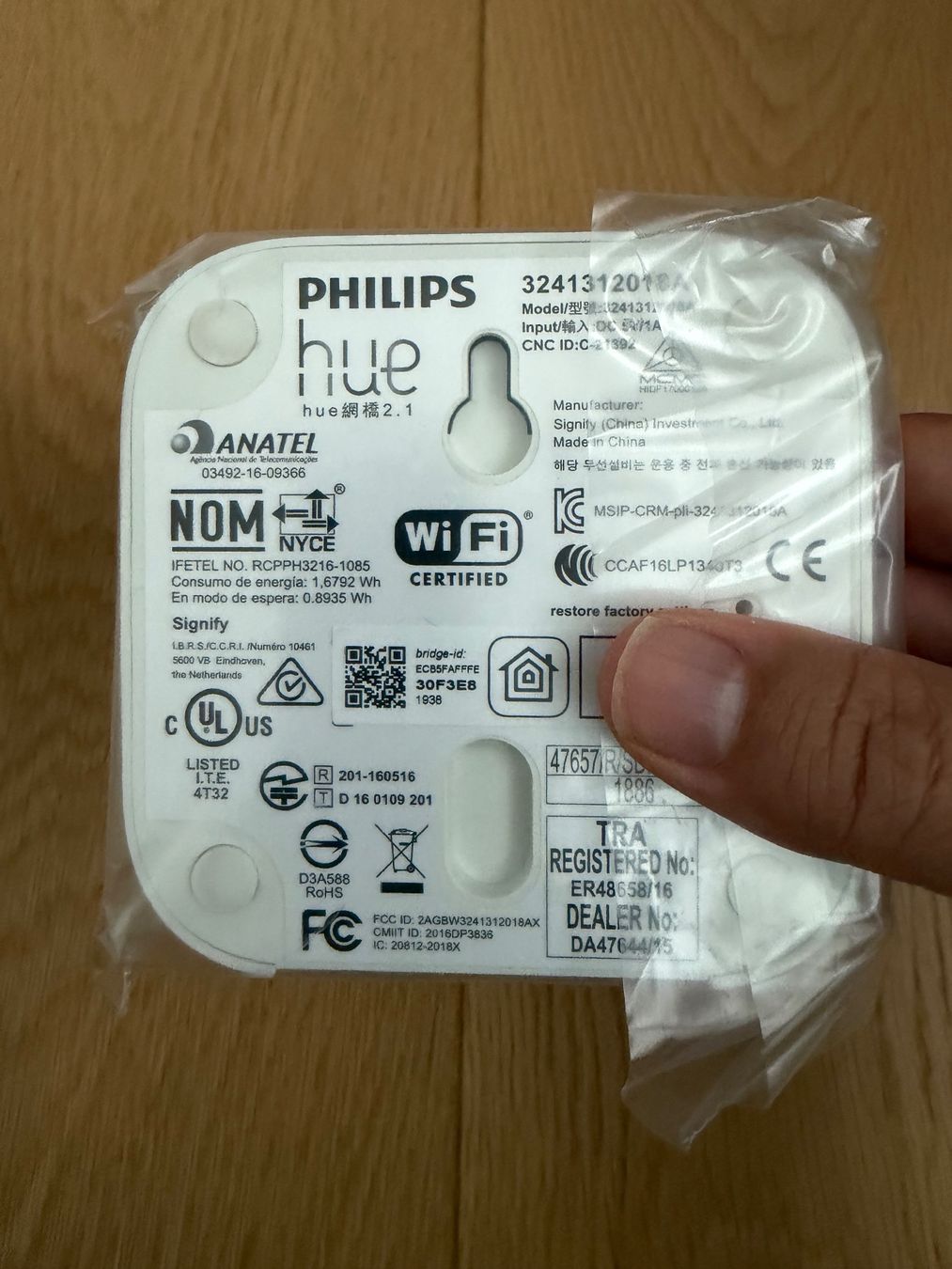Philips Hub & Switch: Philips Hue Bridge – Usato da Le Mont-sur-Lausanne venduto da Carl2k 4