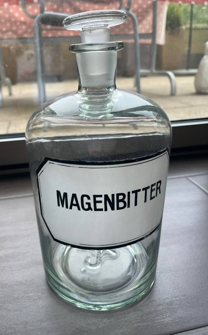 Accessori da laboratorio: Alte Apothekerflasche Magenbitter leer – Usato da Luzern venduto da kunstundmehr