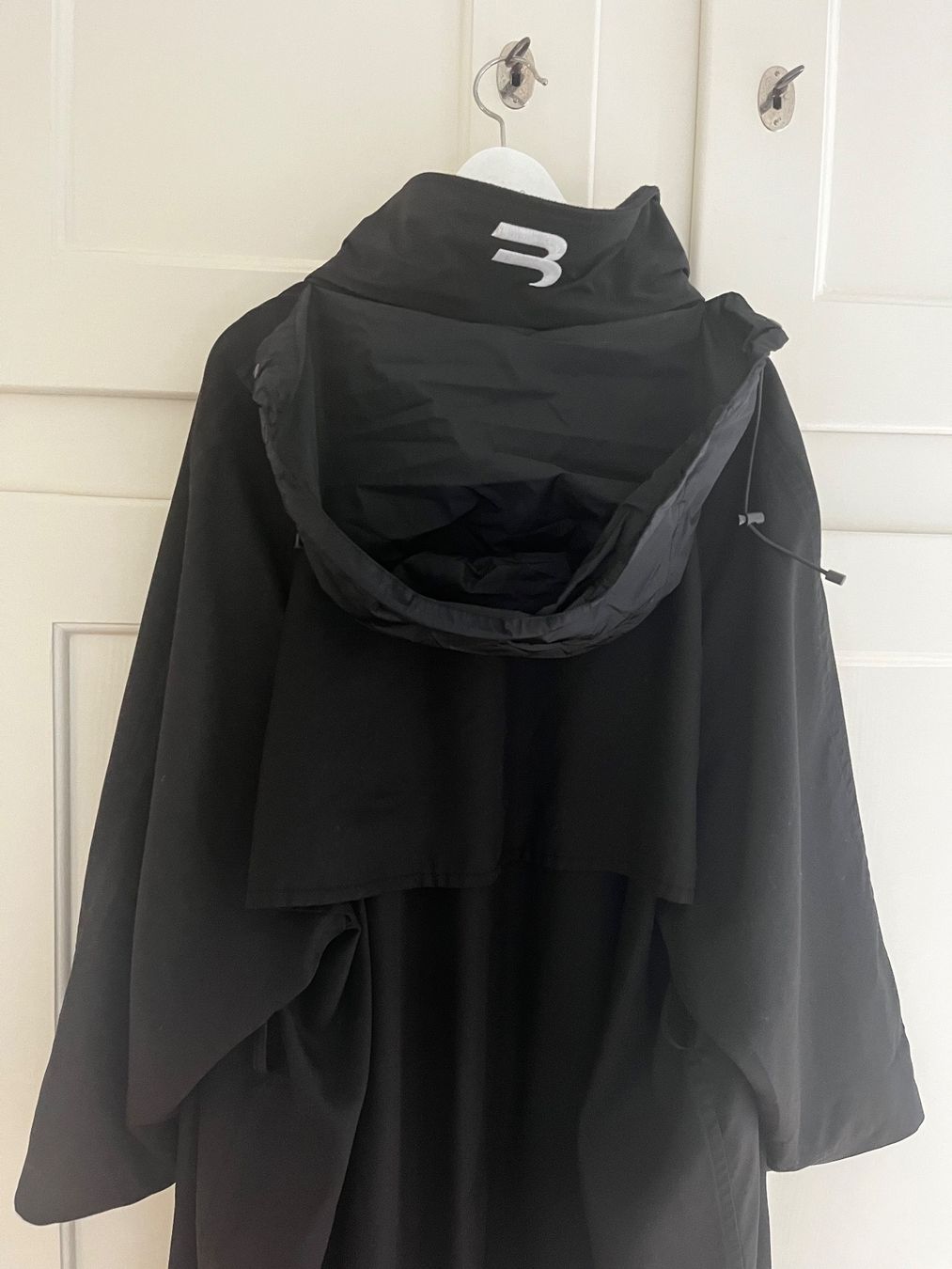 Balenciaga Cappotti: Balenciaga Trenchcoat – Usato da Kilchberg ZH venduto da rik_kdl9 6