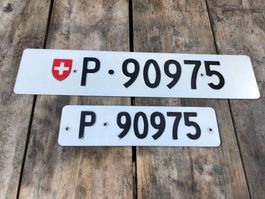 2x Nummernschild Post PTT  90975 ausrangiert