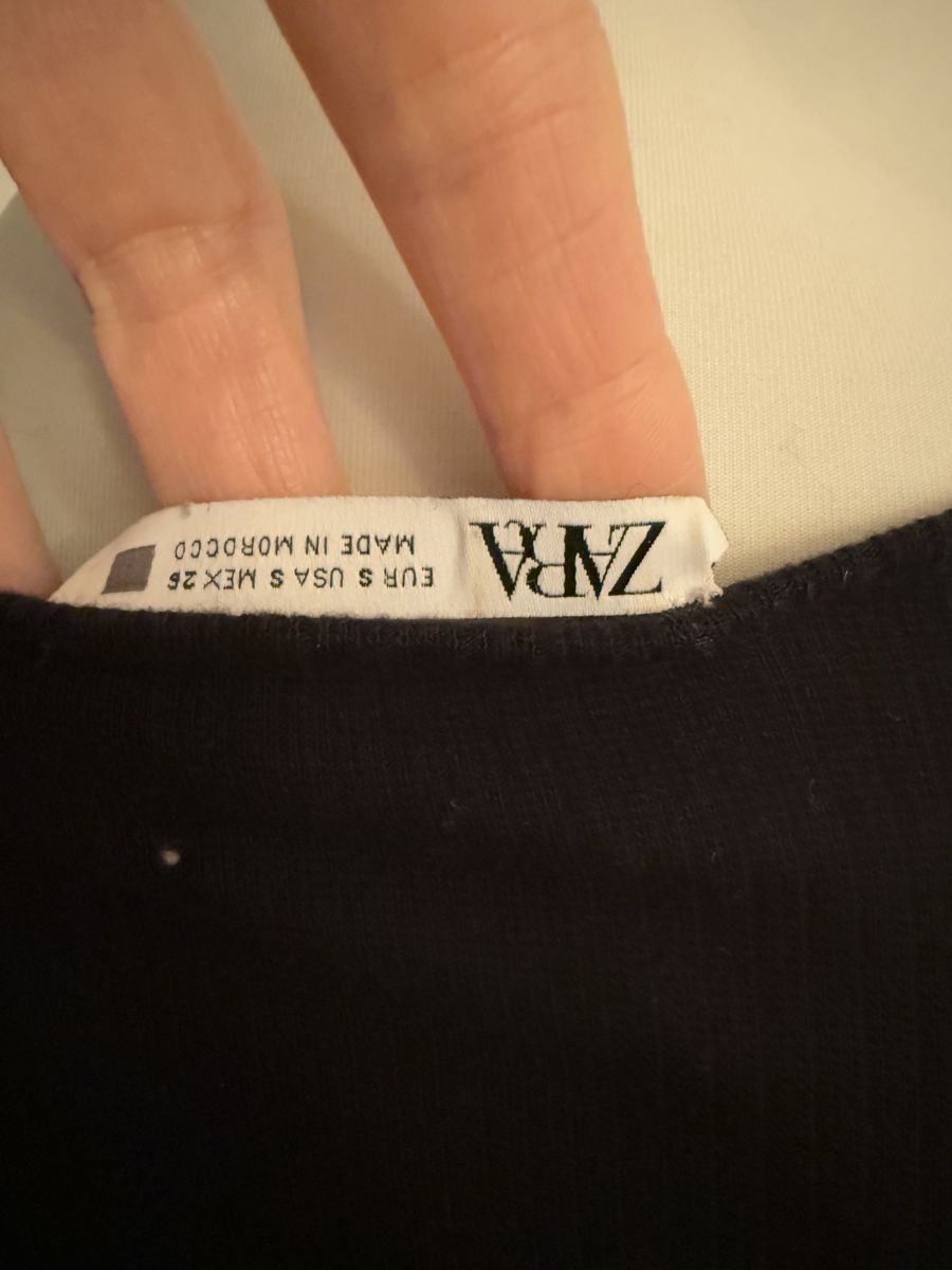 Zara Top: 2 Zara Tops XS – Usato da Zürich venduto da JOD213 6