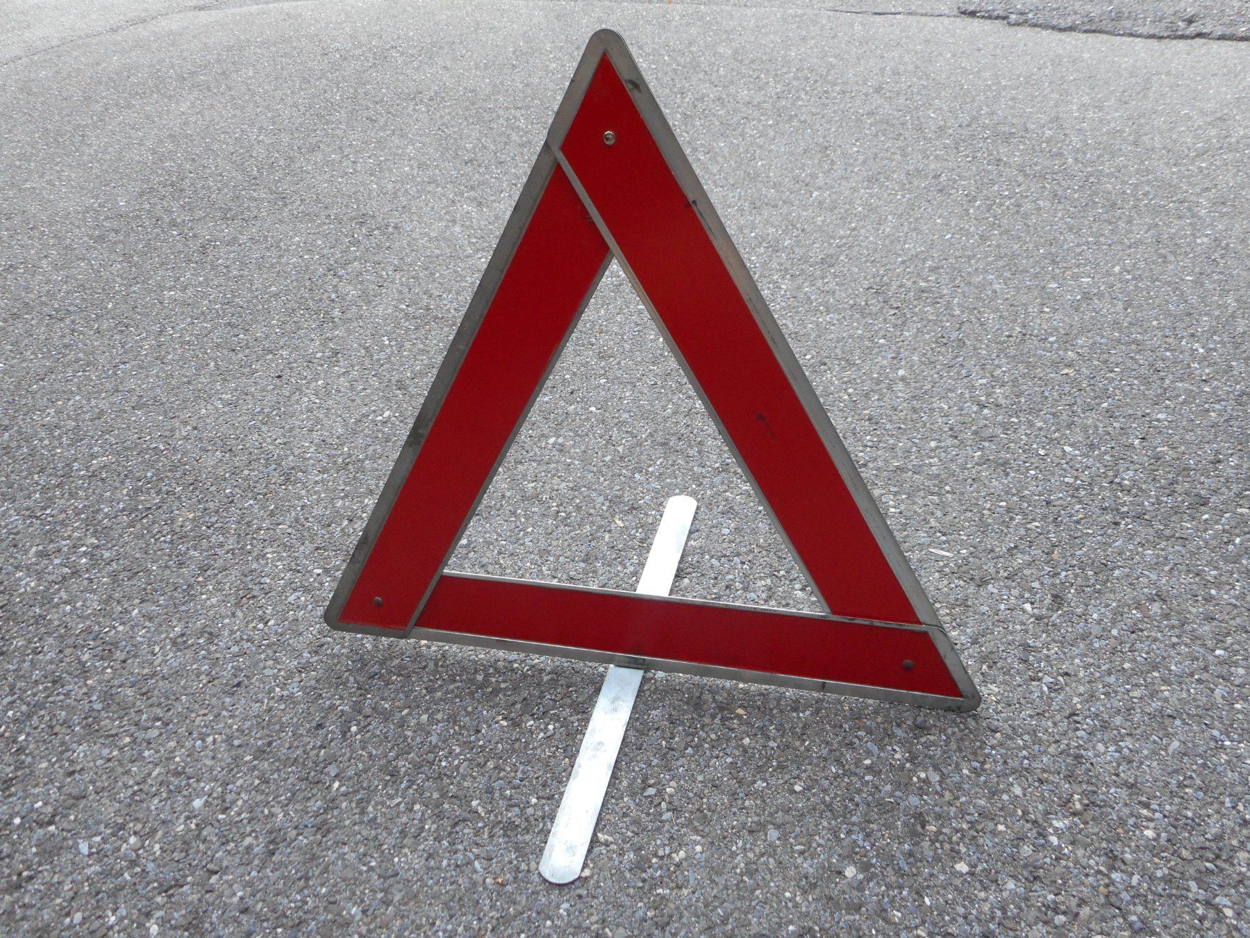 Autres accessoires p. véhicule: Pannendreieck – D'occasion à wimmis par inserat03