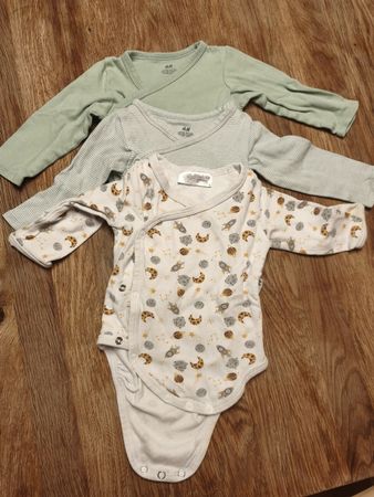 3 Strampler Wickelbodies Grösse 68 H&M  guter Zustand
