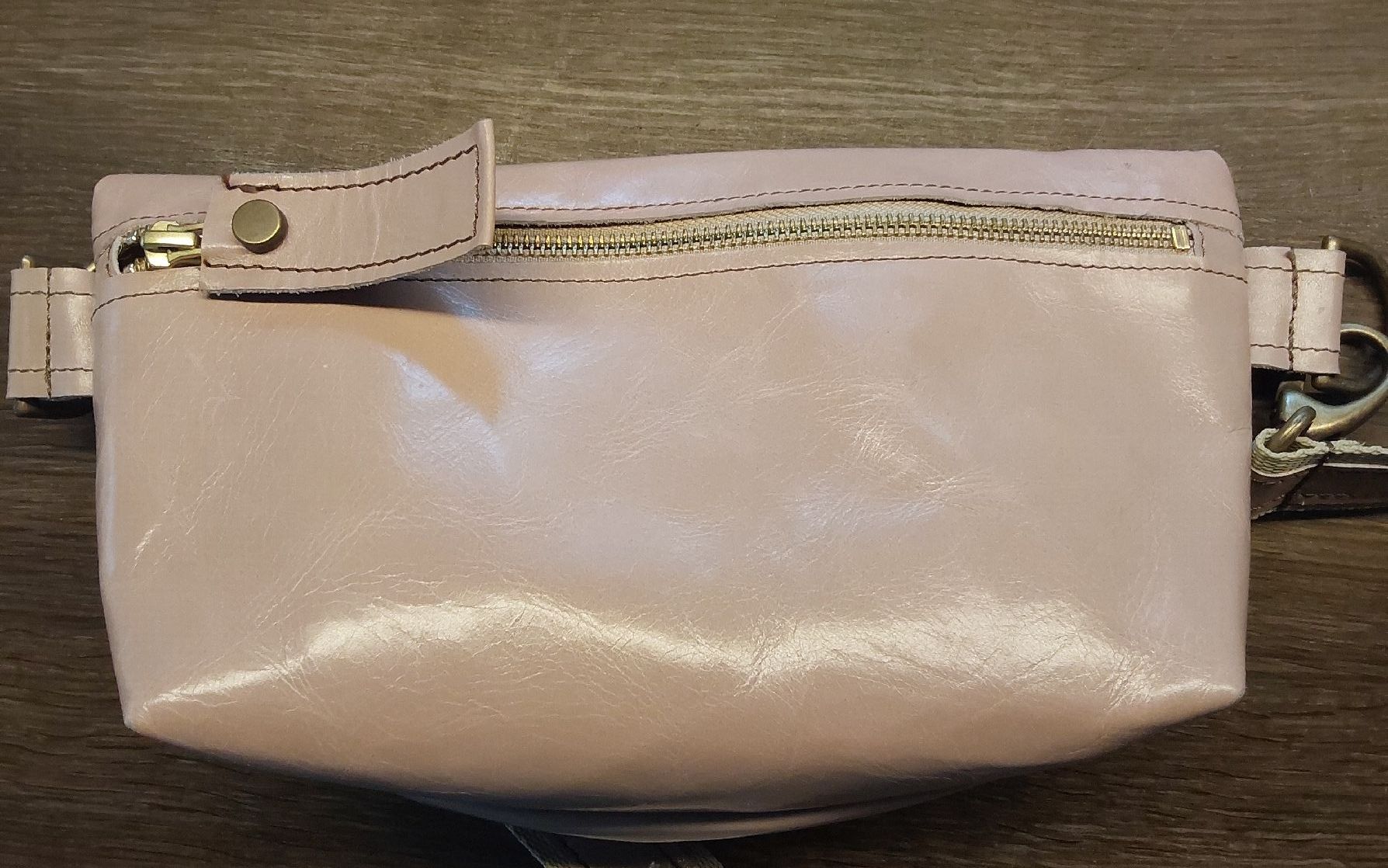 Borse da donna: Umhängetasche battaglia rosa Leder – Nuovo (secondo la descrizione) da Köniz venduto da scopello12 2