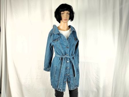 BOOHOO Jeansjacke Gr 32