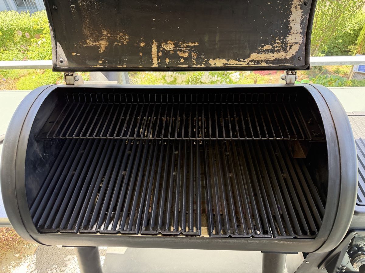 Griglie: Broil King Regal 500 Pelletsmoker – Usato da Langnau i. E. venduto da BS_7 9