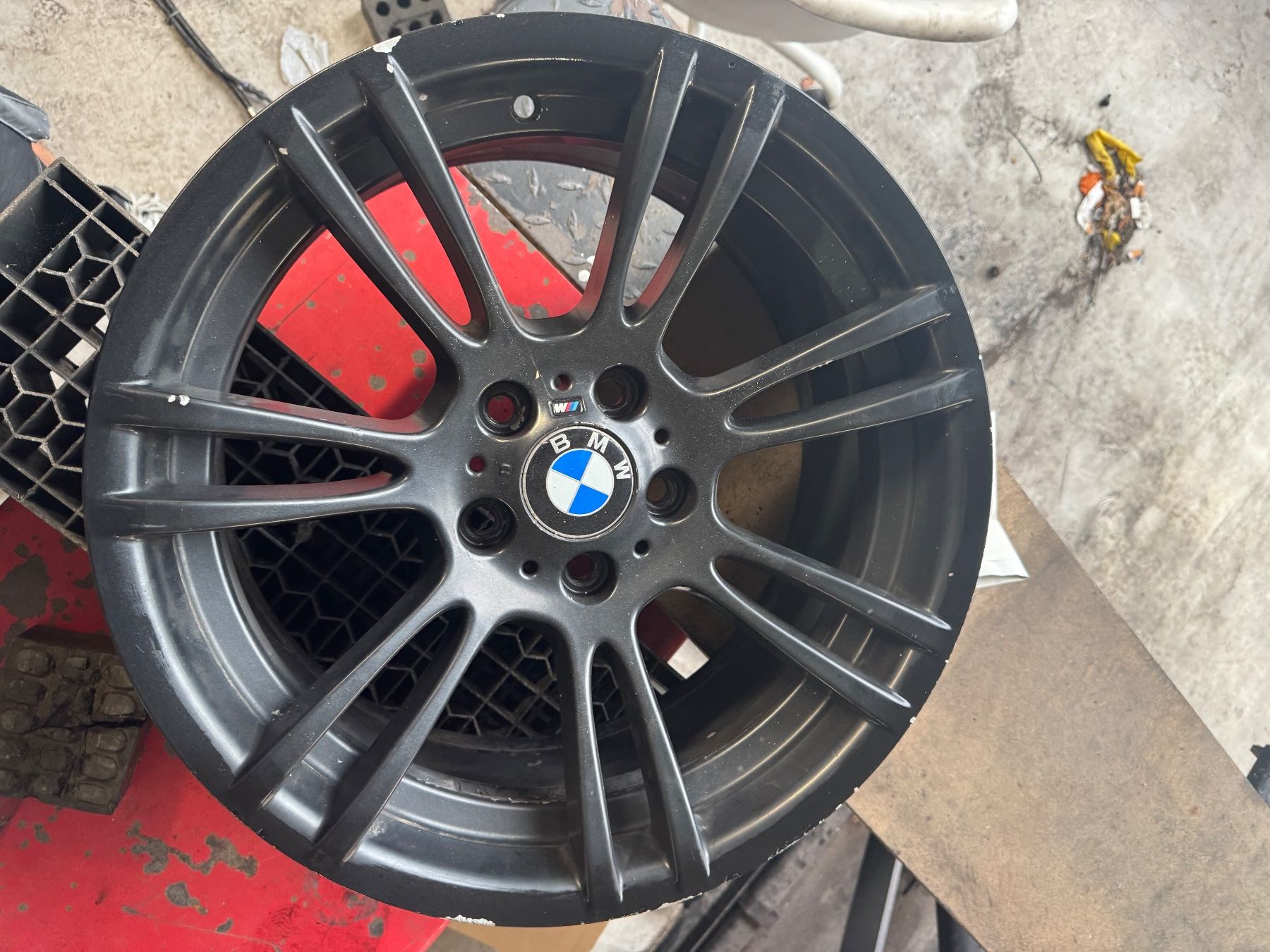 BMW Cerchioni: BMW M Styling 207 Felgen M3 e93 e93 e46 e90 5x120 8x18 – Usato da Frenkendorf venduto da jorge0000