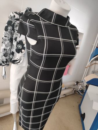 Damen Kleid Gr XS