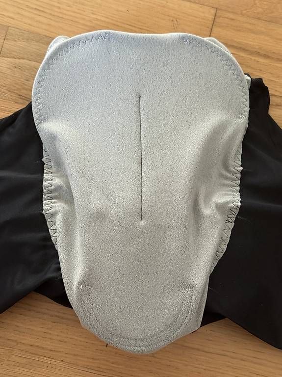 Hosen: Pinarello Q36.5 bib shorts S – Neu (gemäss Beschreibung) aus Basel von nat_pry5 2