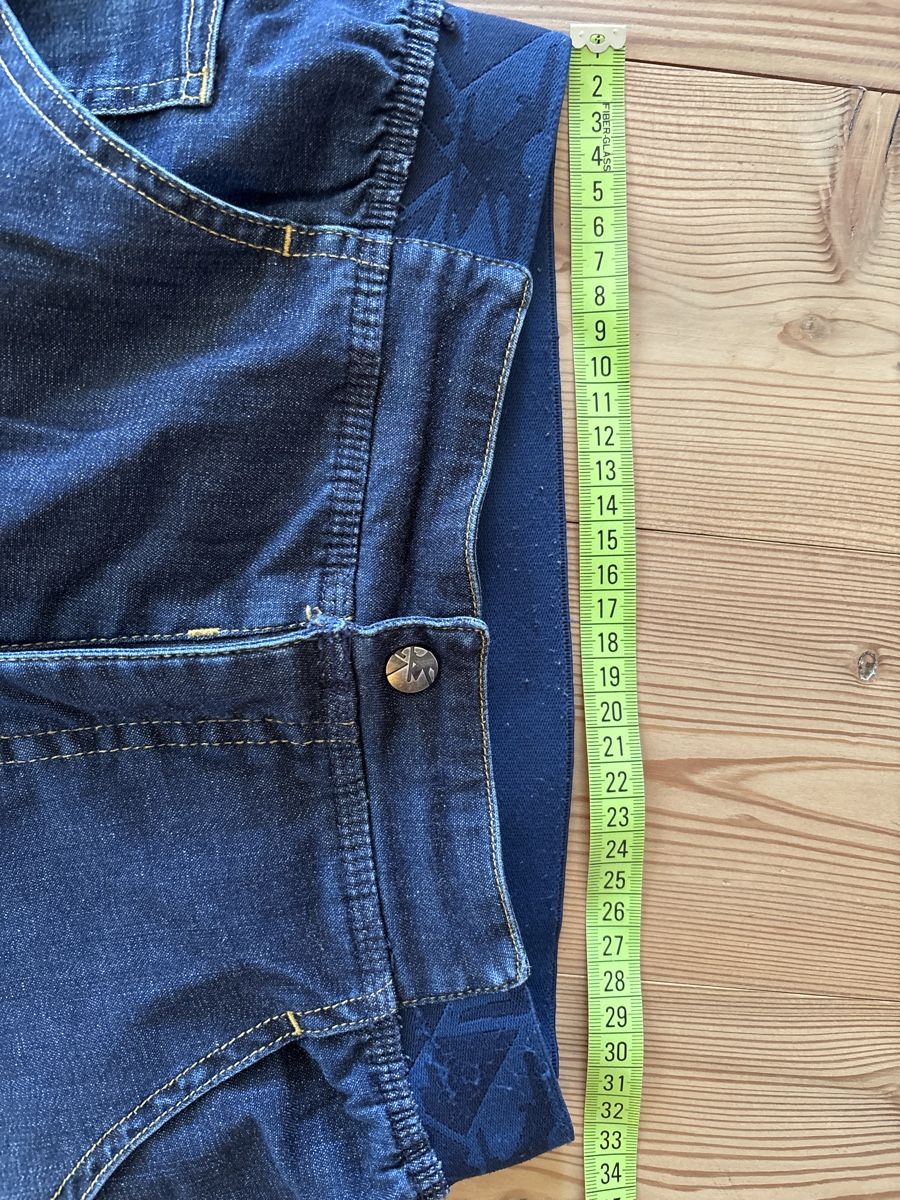 Jeans: SIMOND jeans S Stretch pour escalade, etc. – Usato da Arbaz venduto da nin_zqc6 2