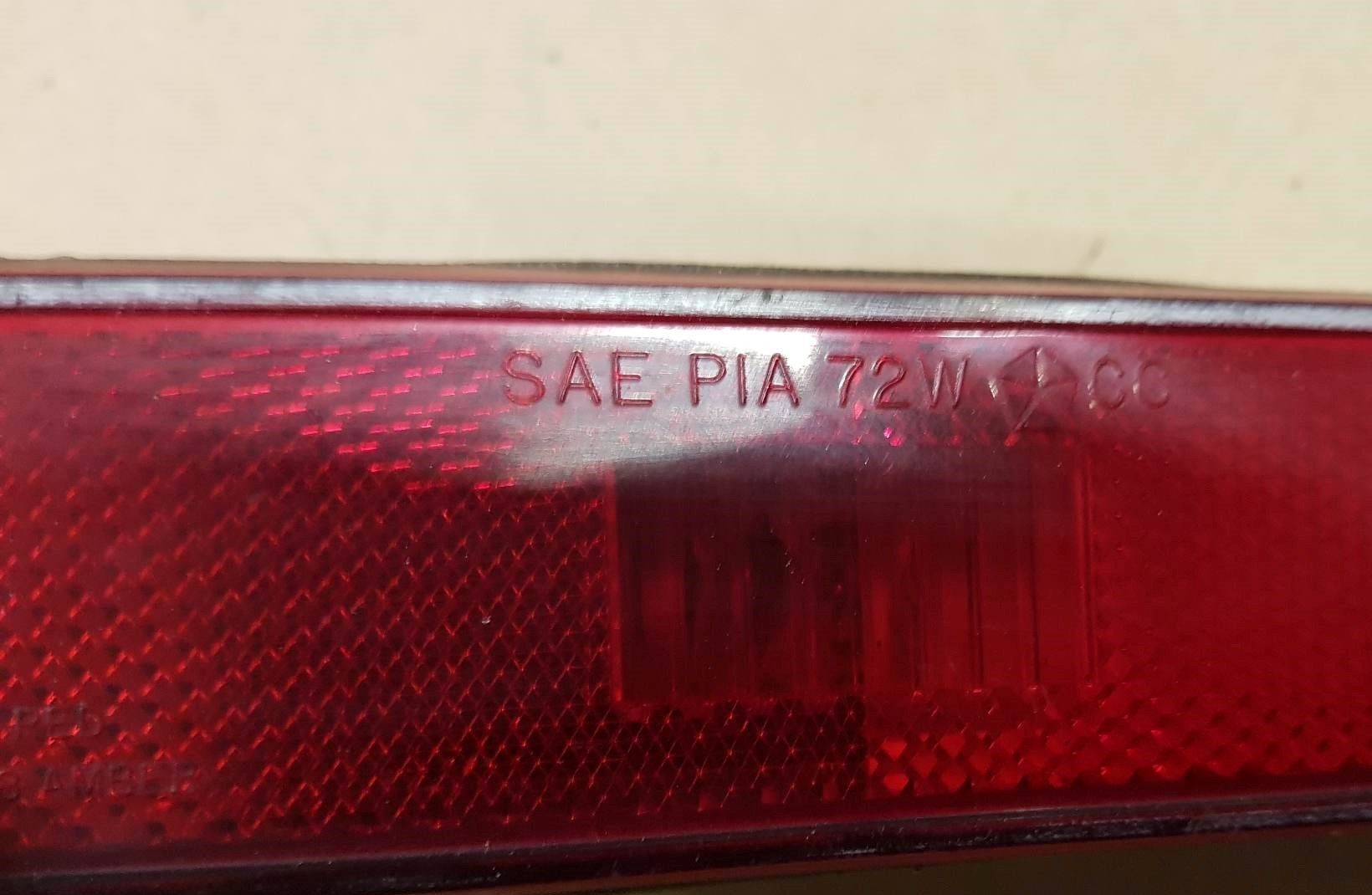 Tutti pezzi di ricambio auto: Seitenleuchte rot   Mopar A-Body – Usato da Niedergösgen venduto da usc_8qc6 2