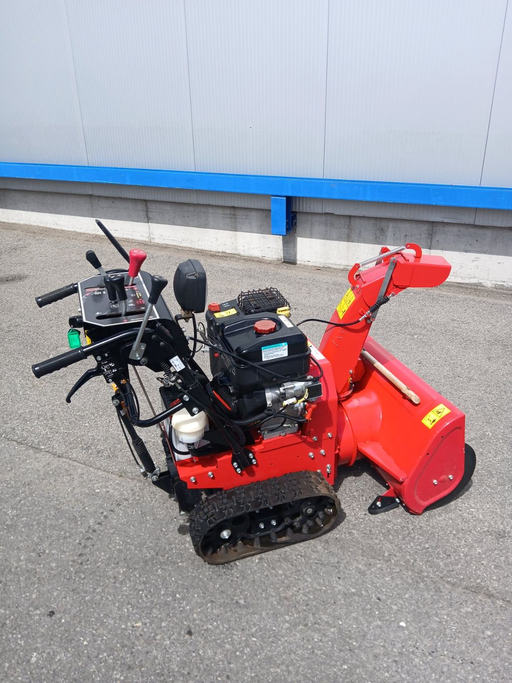 Tutte le macchine: Schneefräse Yanase Y7-9GB – Nuovo (secondo la descrizione) da Flums venduto da BartholetFlumsAG