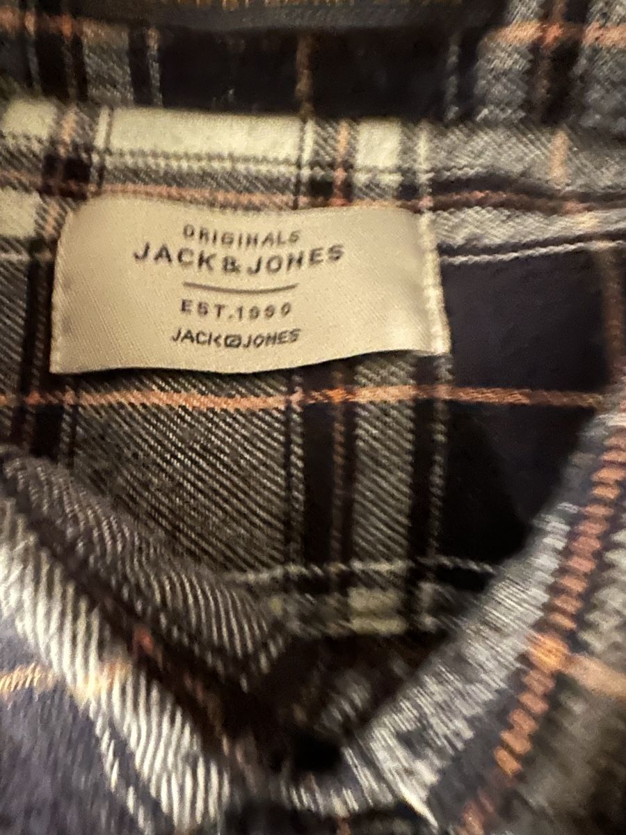 Camicie: Camicia Jack & Jones modello a quadri scuri – Usato da Losone venduto da niv_8vwx 1