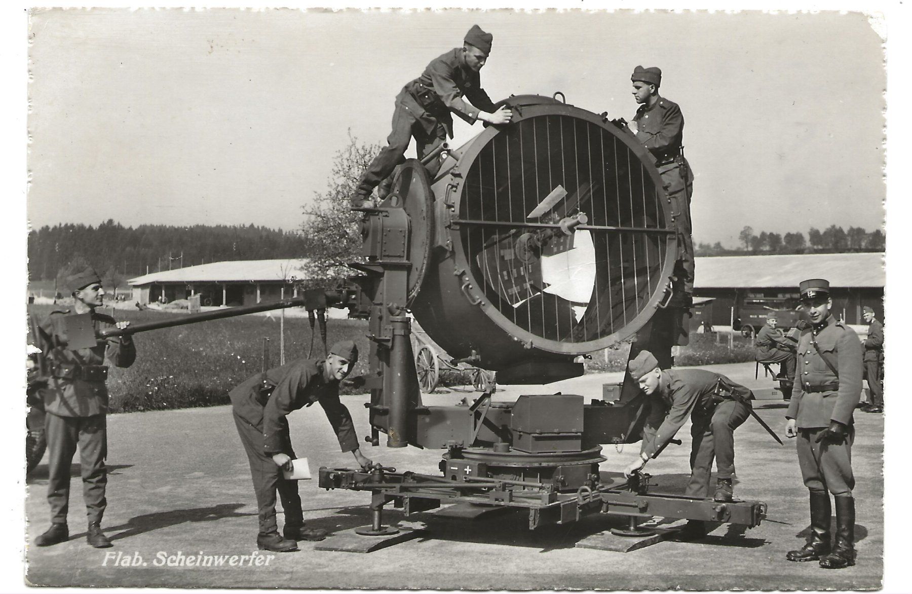 Cartes postales: Militär - Flab. Scheinwerfer - Projecteur DCA - Instruktion – D'occasion à Engelburg par Cartophil