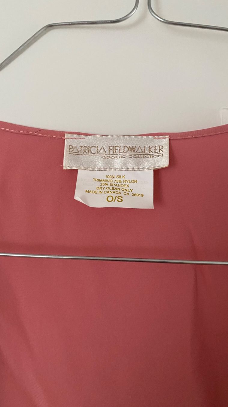 Accappatoi: Seiden-Morgenmantel rosa One Size S-M – Usato da Thalwil venduto da olh_7cpg 2