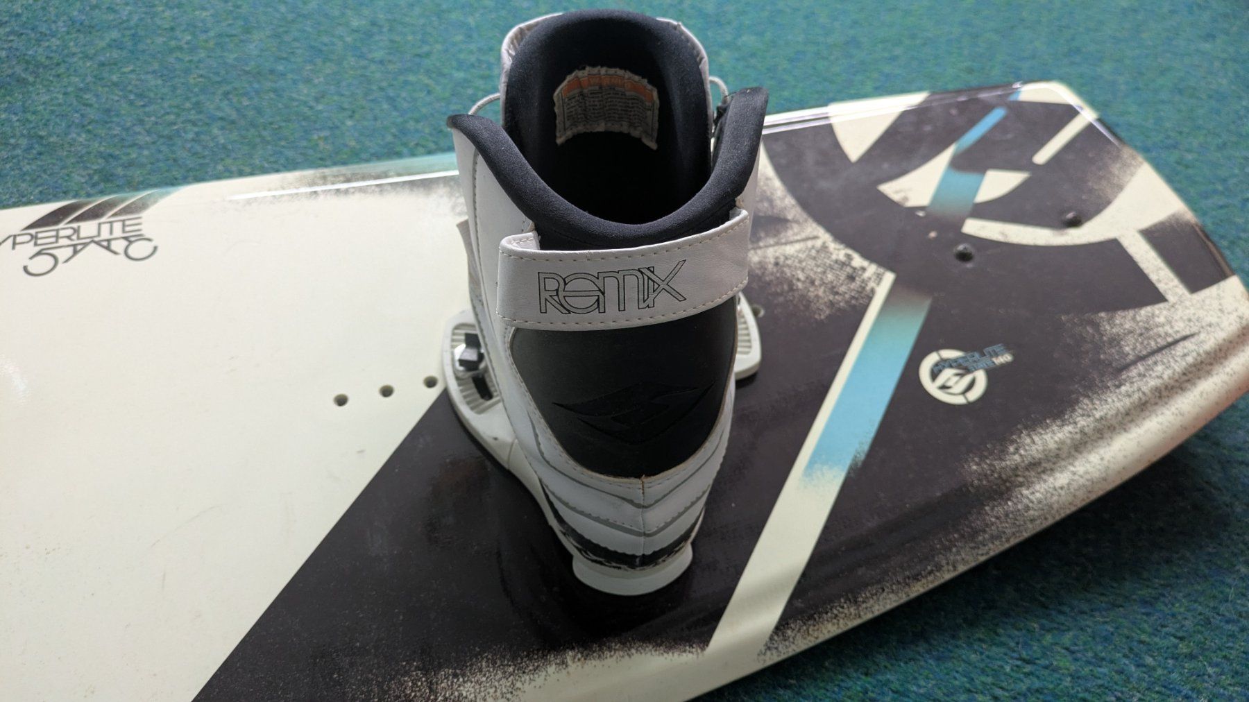 Hyperlite Planches de surf: Wakeboard Hyperlite State – D'occasion à Rothrist par Brager 5