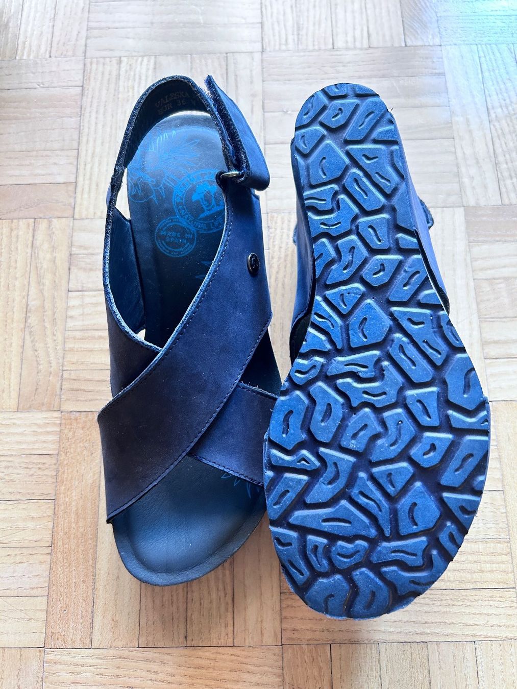 Panama Jack Scarpe da donna: Sandale Panama Jack Leder schwarz – Usato da Zürich venduto da Berrymen 1