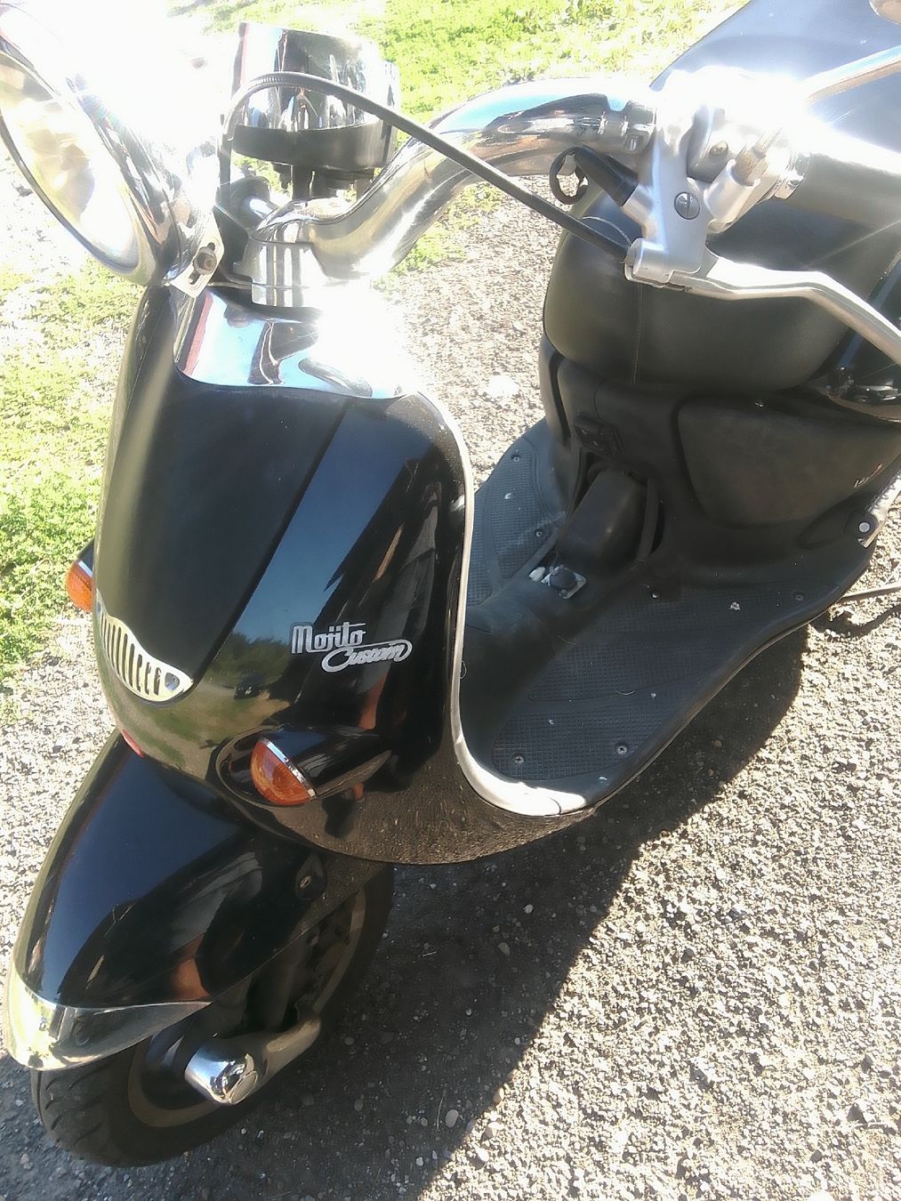 Aprilia Scooters: Aprilia Mojito 125 – D'occasion à Pfäffikon ZH par milcow