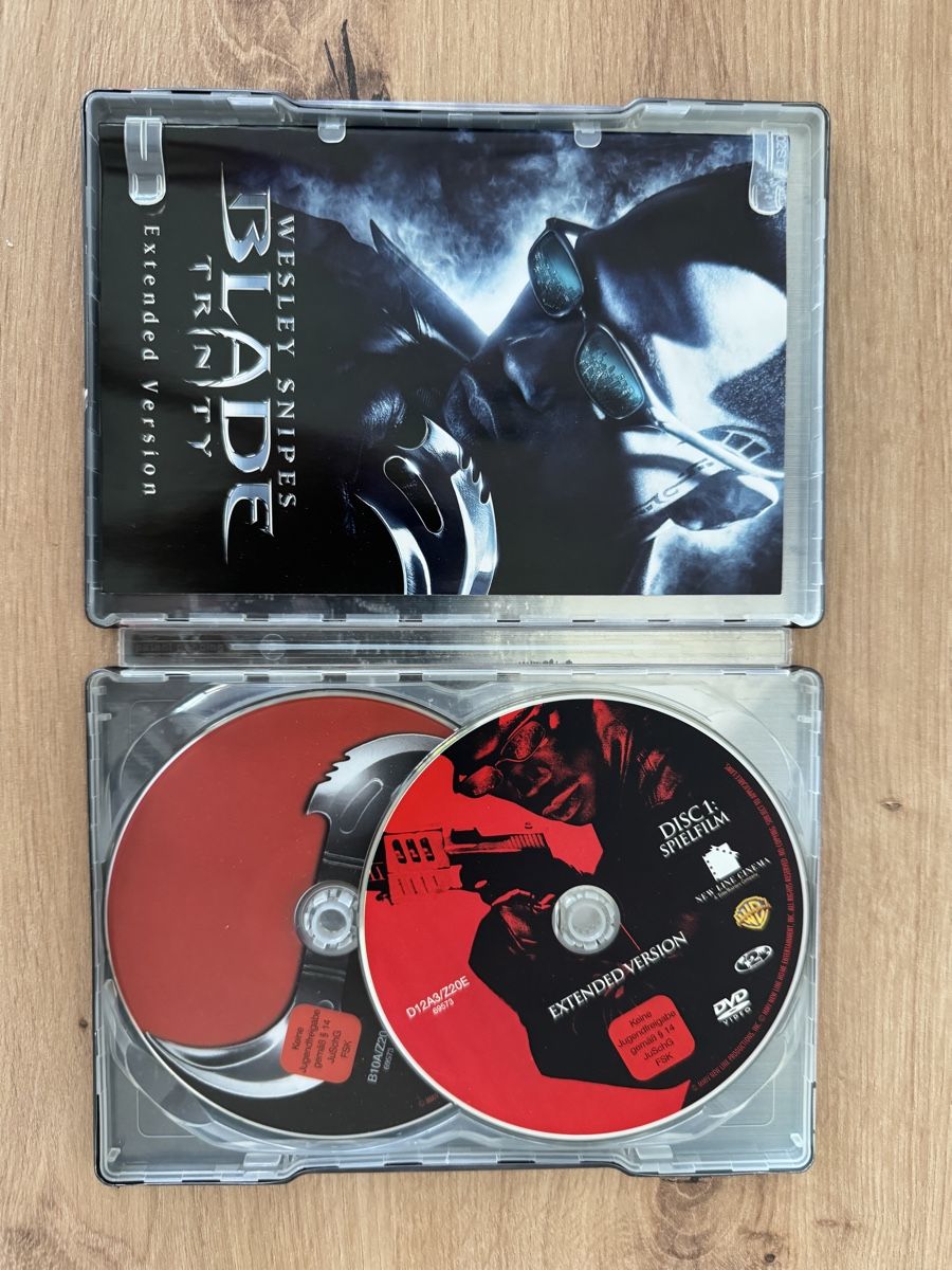 Tutti i DVDs: Blade Trinity DVD Steelbook Extended Version - Top! – Usato da Biberist venduto da etesummer 2