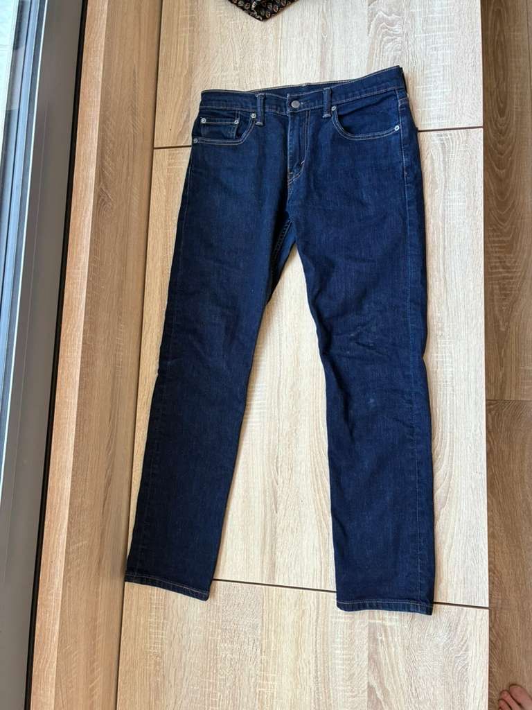 Levi's Jeans: Levi jeans, skinny, W29/L32. – Nuovo (secondo la descrizione) da Genève venduto da kir_g5wt