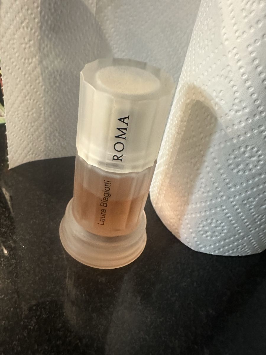 Laura Biagiotti Profumi & Eau de Toilette: Laura Biagiotti Roma Parfume – Usato da Basel venduto da mic_d8s7