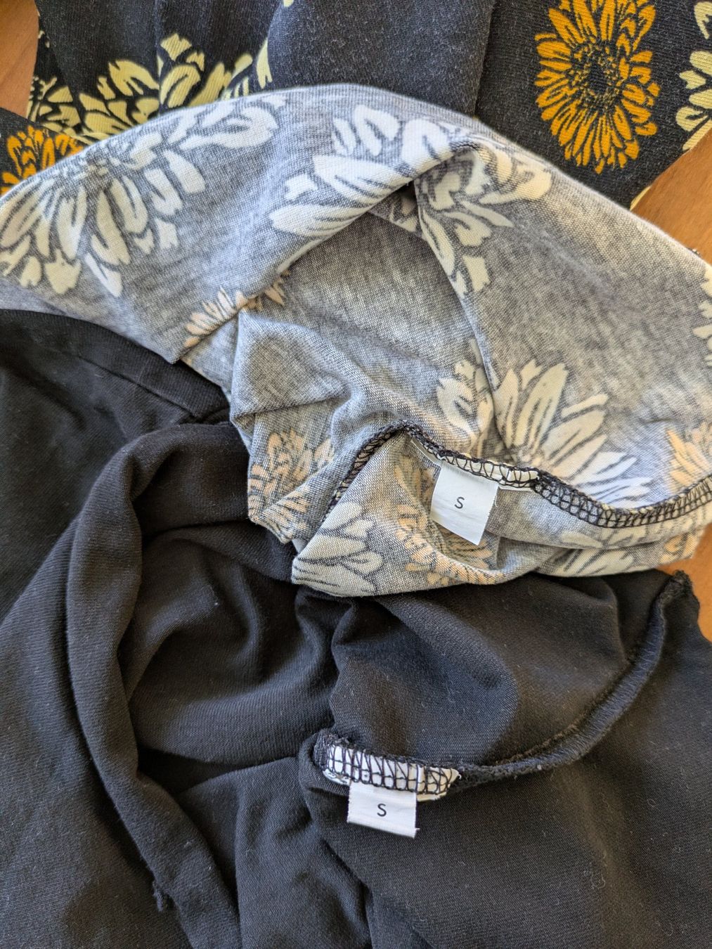 T-Shirts: Langarm-Shirts "Even&Odd" Gr. S (2 Stück) – Gebraucht aus Bonstetten von Scoutinggirl 4
