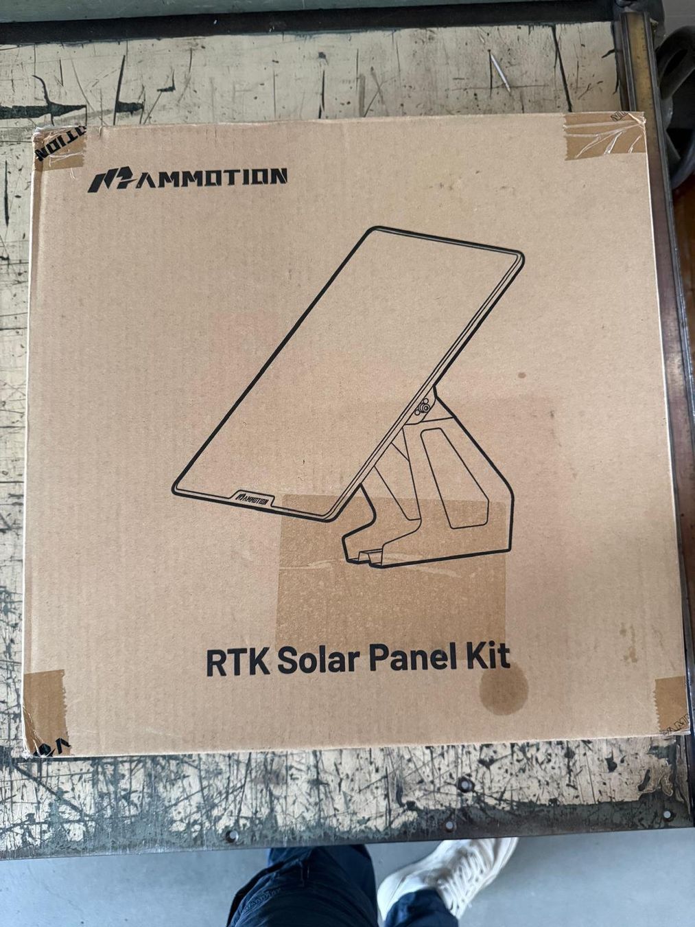 Mammotion Tagliaerba: Mammotion RTK Solar Panel Kit (MTL23SPU0001) Neu – Nuovo e nell'imballaggio originale da Breitenbach venduto da bre_5bfb 1