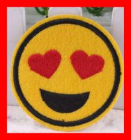 Smiley Aufnäher verliebt in love Badge Herzaugen Emoji Handy