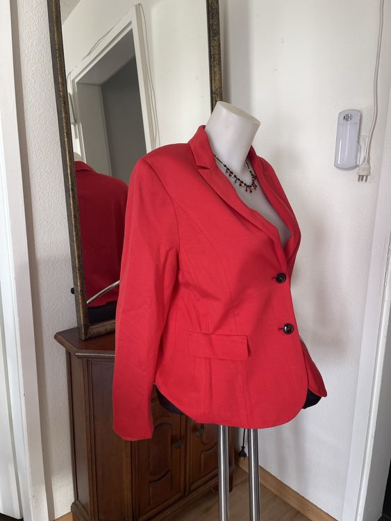 Marc Cain Giacche: Jolie veste  MARCCAIN rouge 6/ L neuve liquidation totale – Nuovo (secondo la descrizione) da Kloten venduto da Vermicelles 1