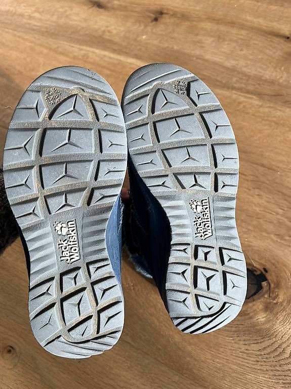 Schuhe für Jungen: Winterstiefel Jack Wolfskin Gr 32 – Gebraucht aus Oberkirch LU von ocki 2