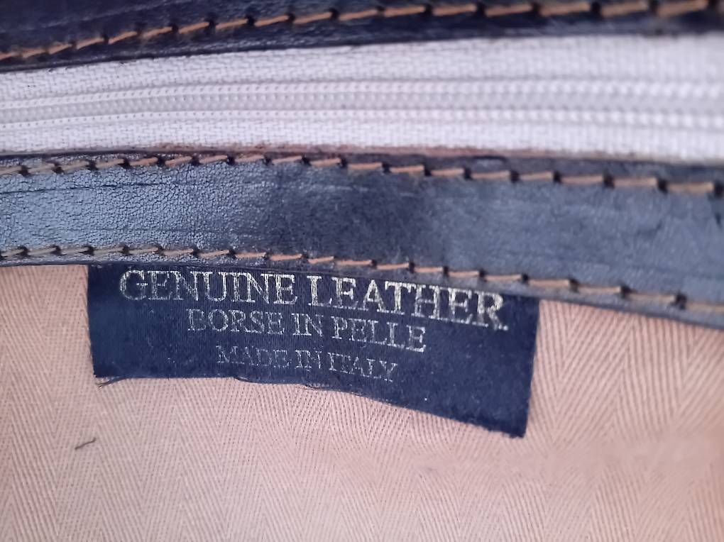 Borse da donna: Handtasche, echtes ital. Leder – Usato da Bischofszell venduto da Serendipity03 1