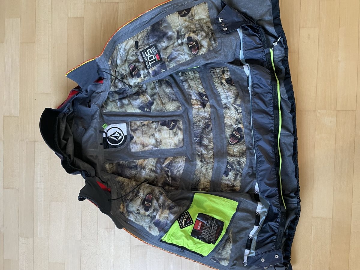 Volcom Jacken: Volcom Lando TDS Gore-tex snowboard jacket – Gebraucht aus Zürich von pym_b9dv 1