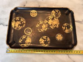 Antiker japanischer Lack Chrysantheme Maki-e Tablett Edo Bak