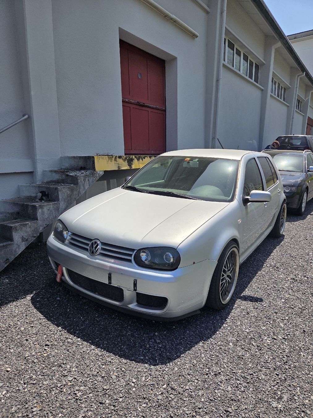 VW Automobili: VW Golf 4 V5 – Usato da Mühlehorn venduto da Elias19