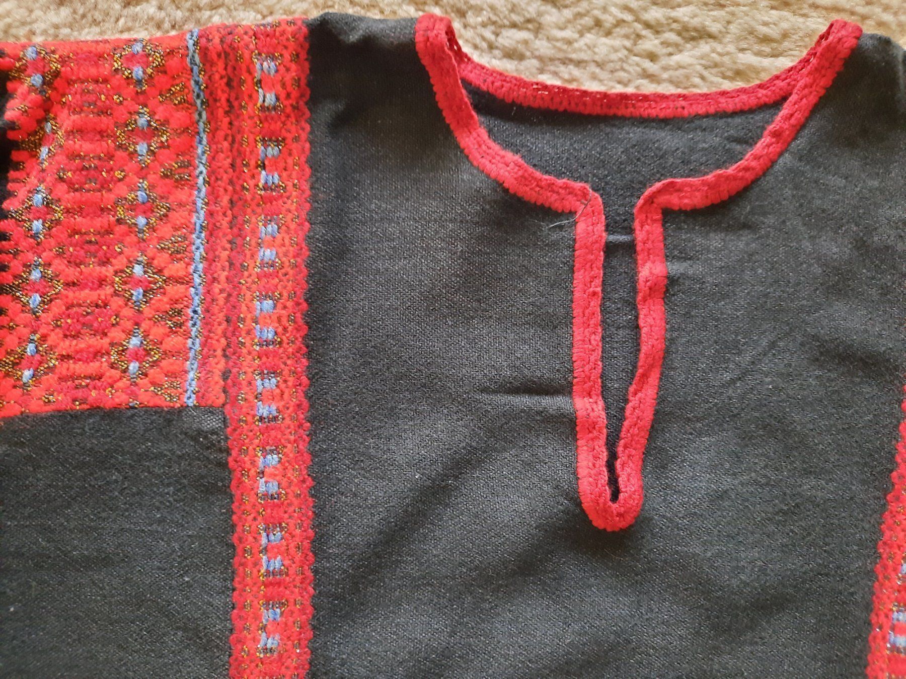 T-Shirts: handgesticktes Shirt, antik aus China – Gebraucht aus Herrliberg von AlexandraBopp 5