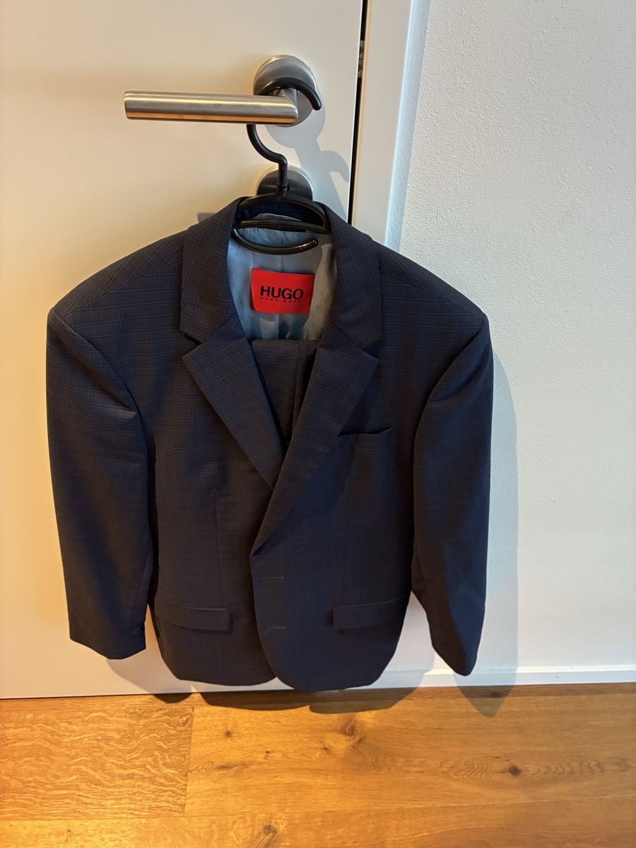 Hugo Boss Costumes: Anzug Hugo Boss Kariert – D'occasion à Wangen SZ par el_paso08
