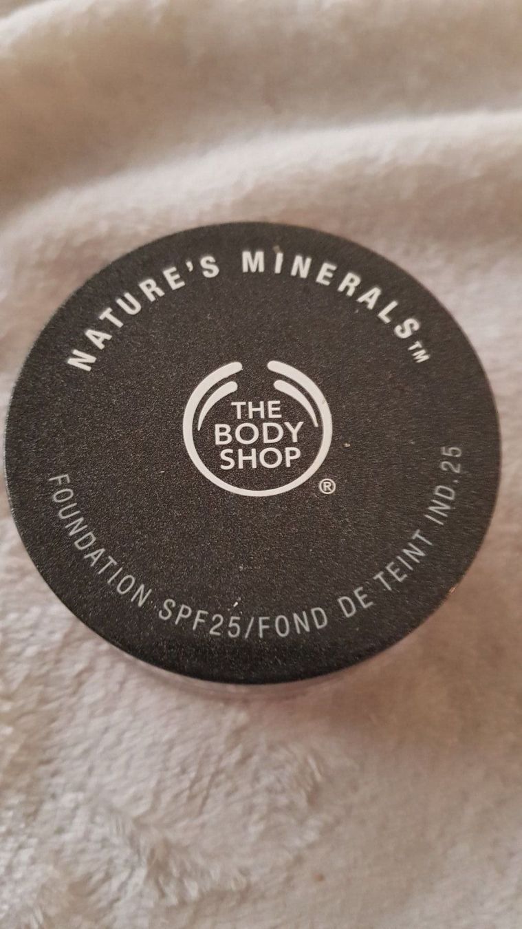 Make-up: Foundation Mineral Powder Bodyshop – Neu (gemäss Beschreibung) aus Zug von Lonelybaba