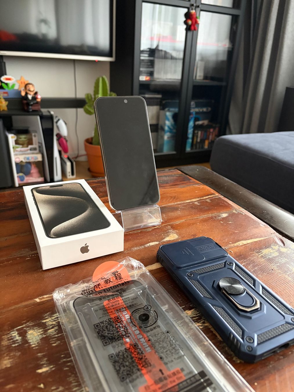 Apple Telefoni cellulari / Smartphones: iPhone 15 Pro Max (Natural Titanium, 256 GB) – Nuovo (secondo la descrizione) da Brugg AG venduto da jac_qw5s