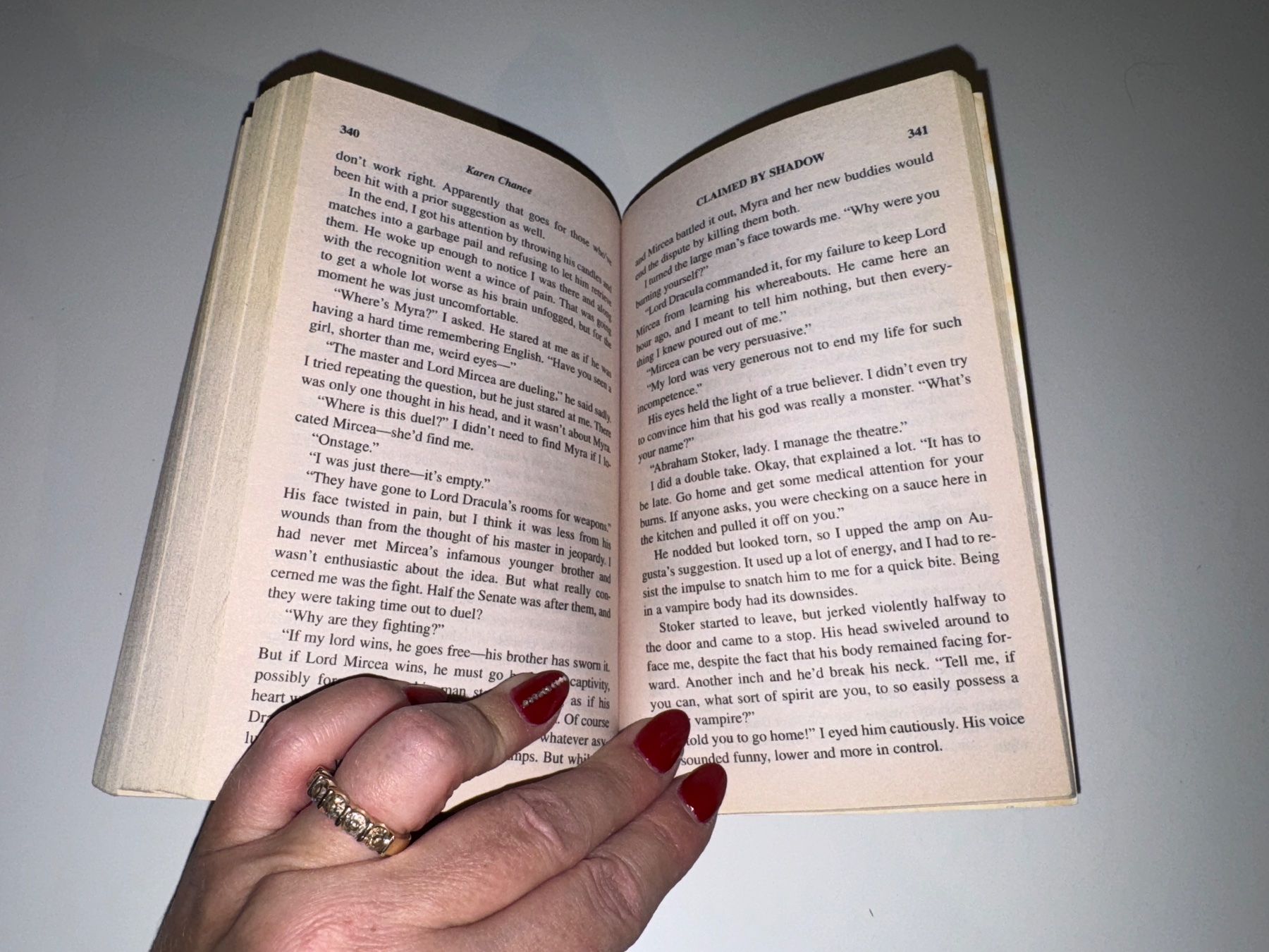 Libri: NOVEL: Karen Chance, Claimed by shadow – Usato da Grosswangen venduto da English_books 8