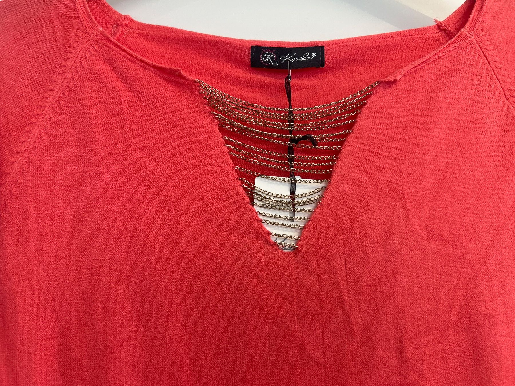 Maglioni & Felpe: Pullover Lang Figurbetont mit Ketten rot 1 Size Neu – Nuovo e nell'imballaggio originale da Regensdorf venduto da Spyke55 1